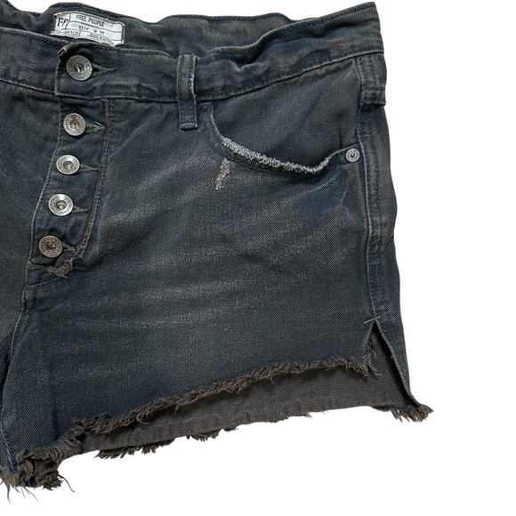 Free People Women’s Size W29 Dark Wash Distressed Cut Off Denim Shorts - Picture 4 of 6
